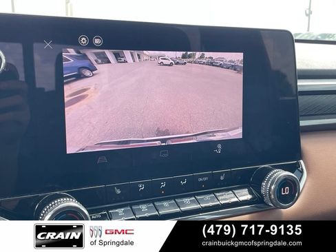 Used 2024 GMC Canyon AT4 AWD/4WD image 17