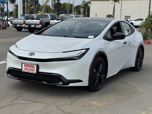 New 2026 Toyota Prius Plug-In Hybrid FWD image 11