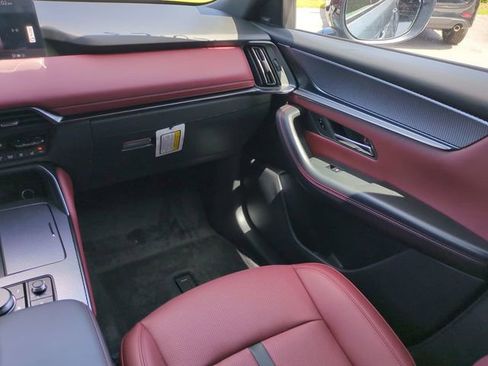 New 2026 MAZDA CX-70 3.3 Turbo S w/ Premium Package AWD/4WD image 17