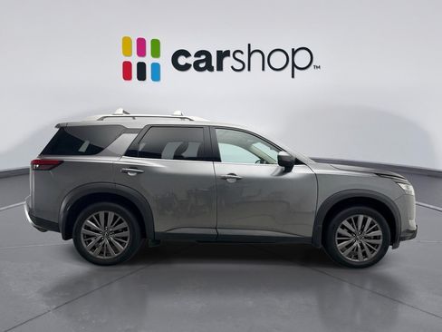 Used 2024 Nissan Pathfinder SL w/ SL Premium Package AWD/4WD image 6