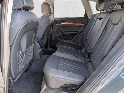 Certified 2023 Audi Q5 e Premium Plus w/ Premium Plus Package image 18