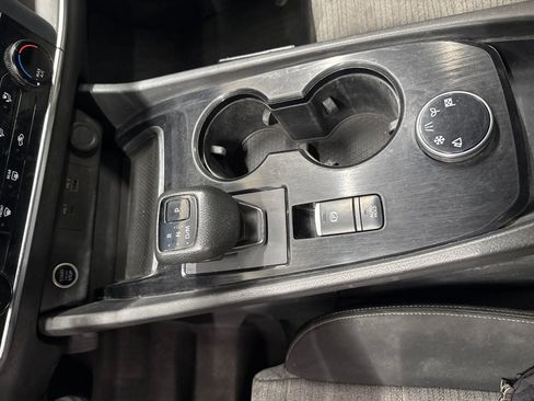 Used 2021 Nissan Rogue S image 18