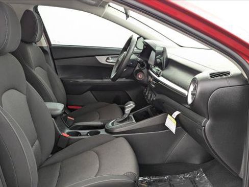 Used 2023 Kia Forte LXS FWD image 22