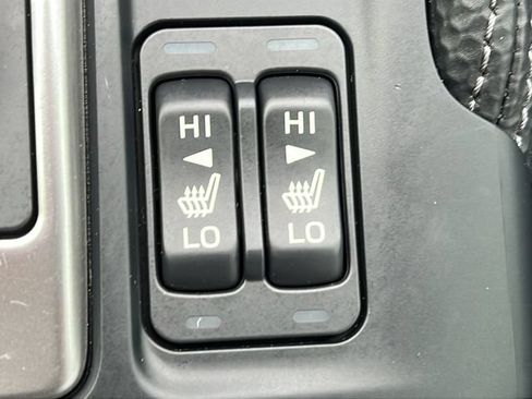 Used 2022 Subaru Forester Limited w/ Popular Package #2 AWD/4WD image 21