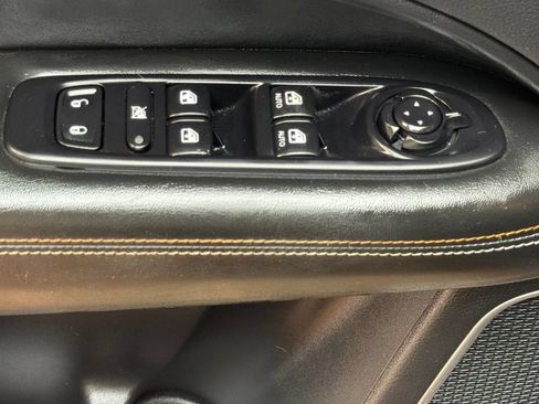 Used 2020 Jeep Compass Sport w/ Cold Weather Group FWD image 22