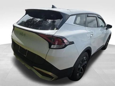 Used 2024 Kia Sportage EX FWD image 5