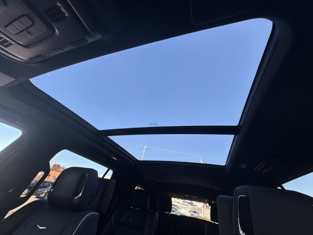 Certified 2024 Cadillac Escalade Premium Luxury w/ LPO, Floor Liner Package AWD/4WD image 86