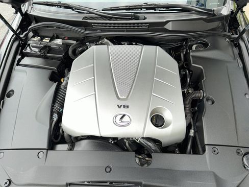 Used 2015 Lexus IS 350C w/ Luxury Package RWD image 29