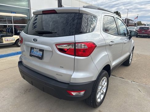 Used 2022 Ford EcoSport SE w/ SE Convenience Package image 5