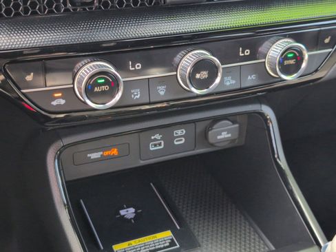 Used 2023 Honda CR-V Sport Touring image 22