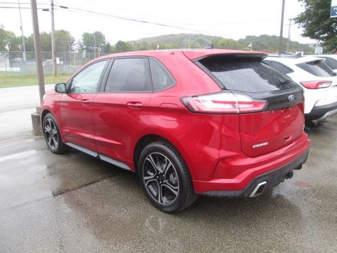 Used 2020 Ford Edge ST w/ Equipment Group 401A image 4