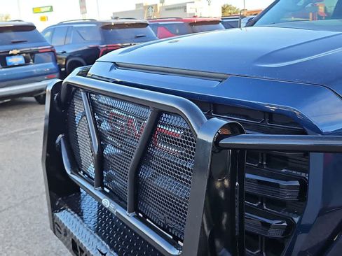 Used 2021 GMC Sierra 1500 Elevation AWD/4WD image 13