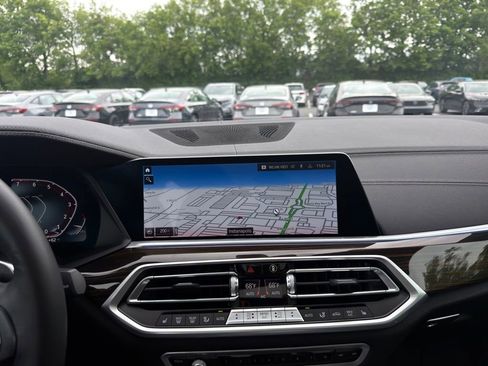 Used 2023 BMW X5 xDrive40i AWD/4WD image 15
