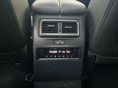 Used 2024 MAZDA CX-90 3.3 Turbo w/ Preferred Plus AWD/4WD image 36