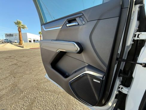 New 2026 GMC Acadia Elevation w/ Elevation Premium Package image 13