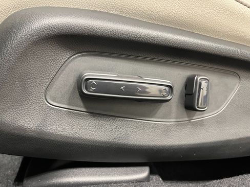 New 2027 Honda HR-V EX-L image 17