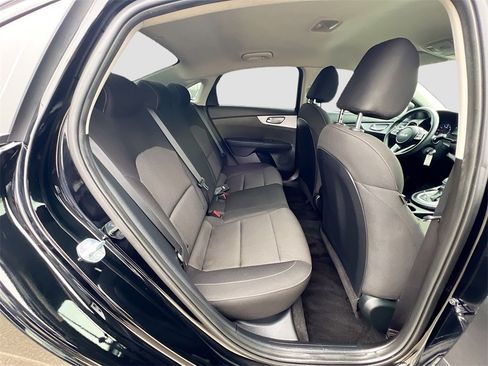 Used 2024 Kia Forte LXS w/ LXS Technology Package image 24