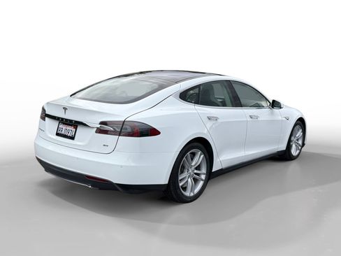 Used 2014 Tesla Model S image 5