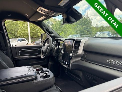 Used 2025 RAM 2500 Big Horn AWD/4WD image 15