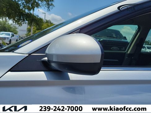 Used 2023 Nissan Altima 2.5 SV FWD image 6