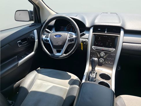 Used 2014 Ford Edge SEL w/ Equipment Group 205A AWD/4WD image 16