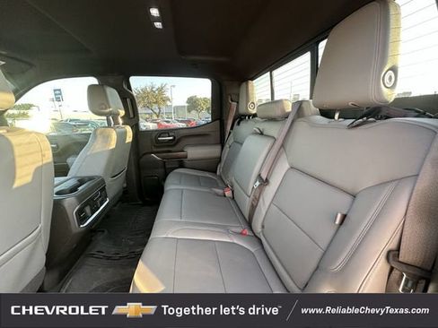 Used 2021 GMC Sierra 1500 SLT AWD/4WD image 29