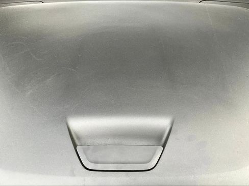 Used 2022 Volvo XC40 P8 Recharge Ultimate image 13