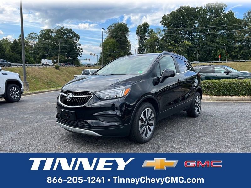 Used 2022 Buick Encore Preferred image 1