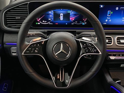 Certified 2026 Mercedes-Benz GLS 450 4MATIC image 16