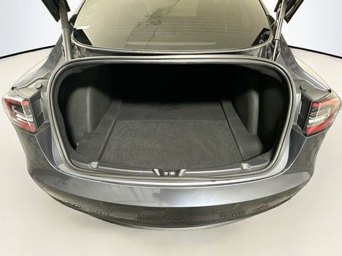 Used 2022 Tesla Model 3 Long Range AWD/4WD image 27