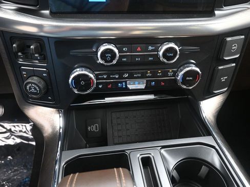 New 2025 Ford F150 King Ranch w/ FX4 Off-Road Package image 9