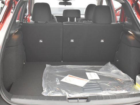 Certified 2025 Nissan Kicks SV image 15