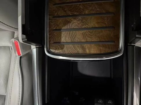 Used 2020 Acura MDX SH-AWD w/ Advance Package image 24