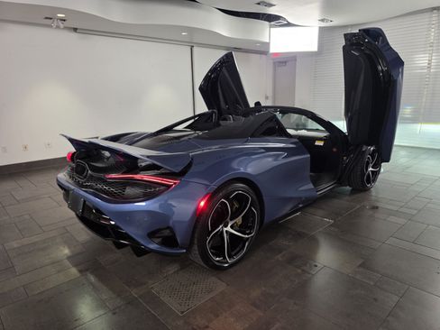 New 2027 McLaren 750S Spider RWD image 25