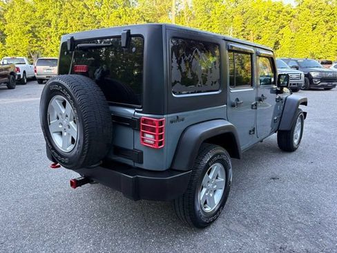 Used 2015 Jeep Wrangler Unlimited Sport w/ Quick Order Package 24S AWD/4WD image 7