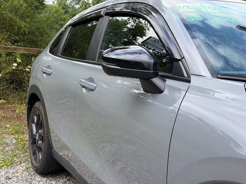 Used 2025 Honda HR-V Sport image 17