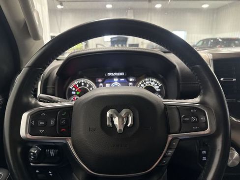 Used 2022 RAM 1500 Laramie AWD/4WD image 14