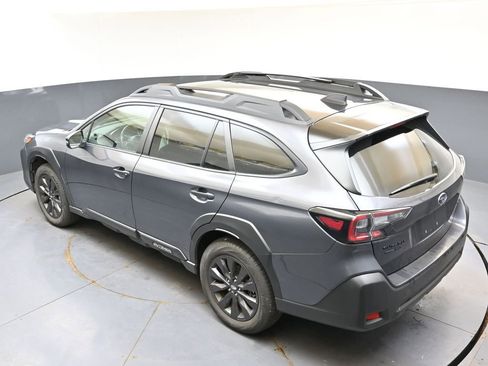Certified 2025 Subaru Outback Onyx Edition AWD/4WD image 38