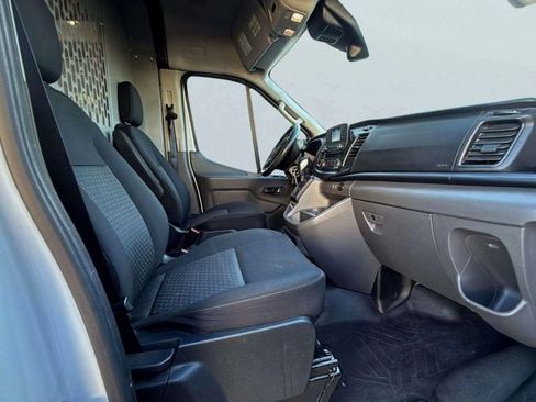 Used 2023 Ford Transit 250 Medium Roof AWD image 12