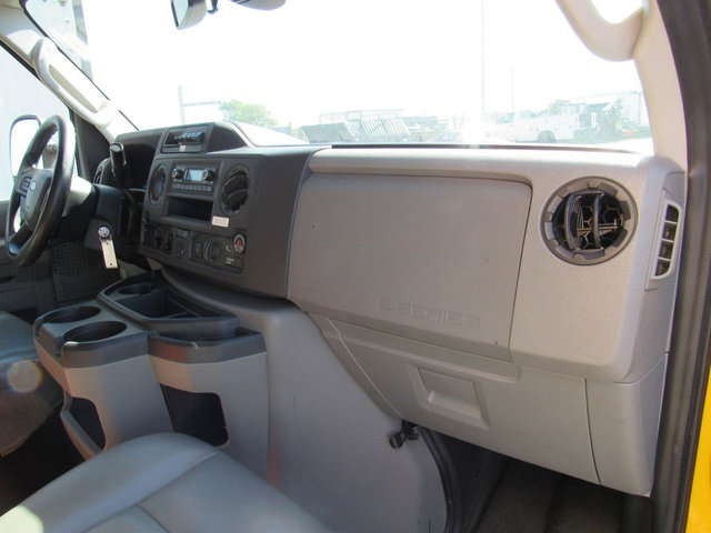 Used 2022 Ford E-350 and Econoline 350 Super Duty RWD image 15