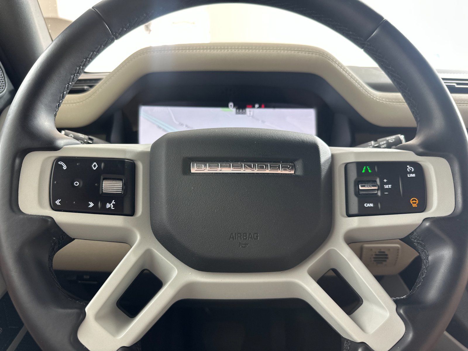 Used 2023 Land Rover Defender 110 S AWD/4WD image 23