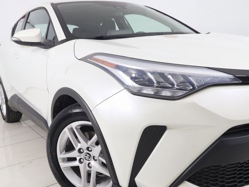 Used 2021 Toyota C-HR LE image 14