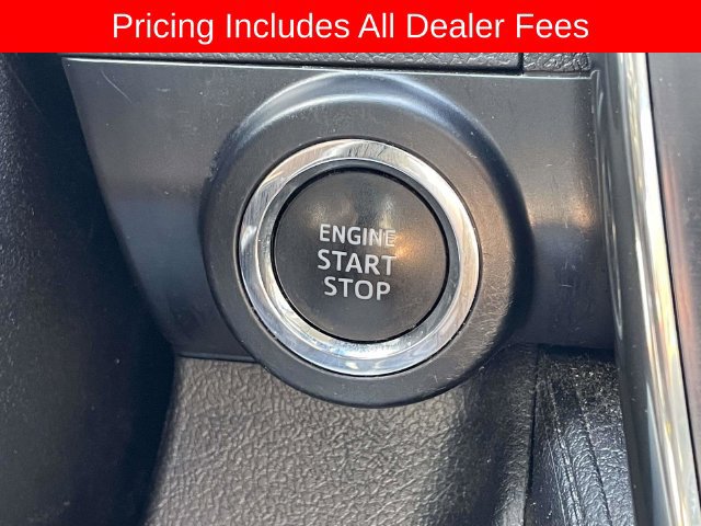 Used 2014 Toyota Camry SE w/ Moonroof Package FWD image 31