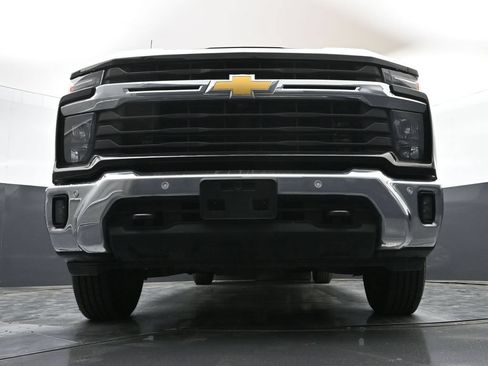 Used 2025 Chevrolet Silverado 2500 LT w/ Safety Package AWD/4WD image 50