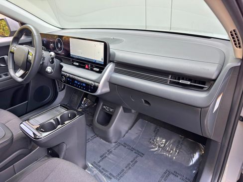 Used 2025 Hyundai Ioniq 5 SE image 13