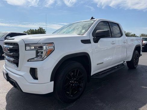 Used 2020 GMC Sierra 1500 Elevation w/ Elevation Value Package AWD/4WD image 8