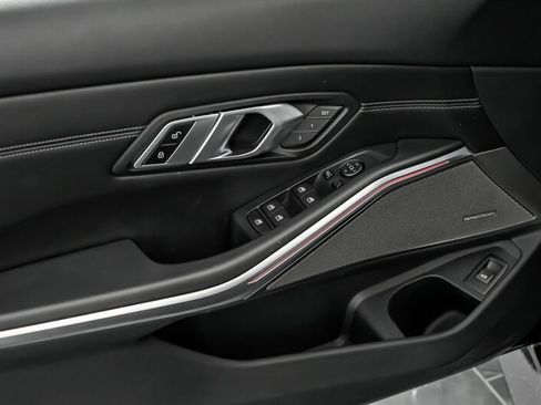 Used 2021 BMW M3 Competition w/ Executive Package image 17