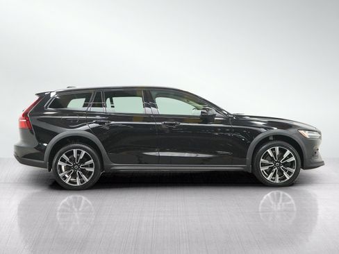 Used 2021 Volvo V60 T5 Cross Country w/ Climate Package AWD/4WD image 6