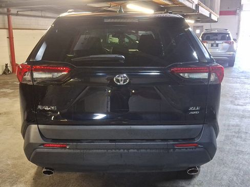 Used 2023 Toyota RAV4 XLE AWD/4WD image 5