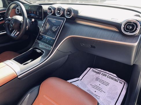 Used 2023 Mercedes-Benz C 43 AMG 4MATIC Sedan image 31